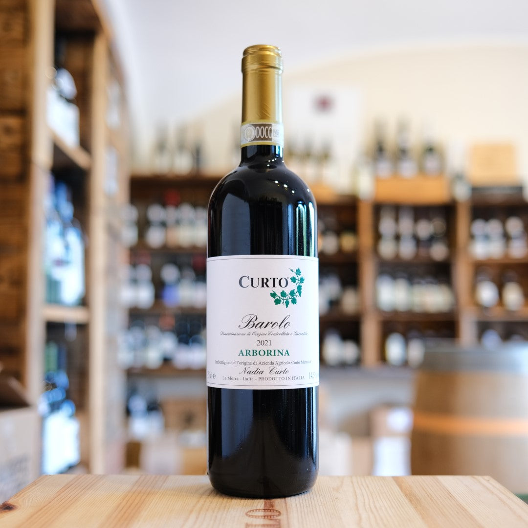 Bottiglia Barolo Arborina 2021 Nadia Curto La Morra Piemonte red wine
