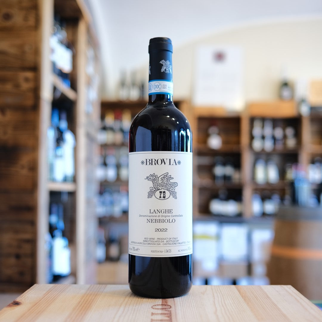 Langhe Nebbiolo 2022 Brovia bottiglia | Nebbiolo Langhe DOC wine bottle Italy