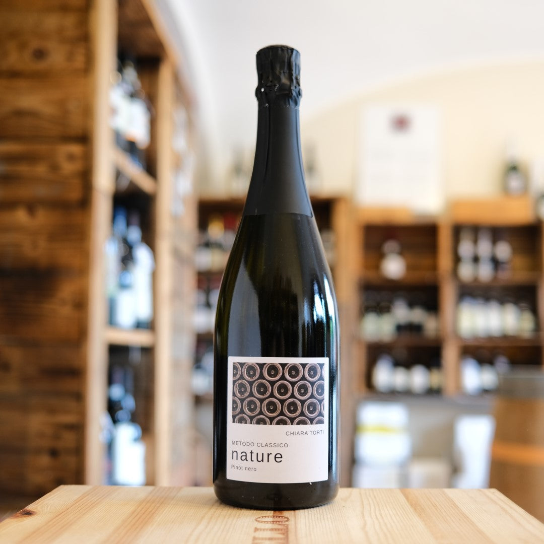 Pinot Noir Brut Nature Chiara Torti bottiglia | Metodo Classico Pinot Nero sparkling wine Italy