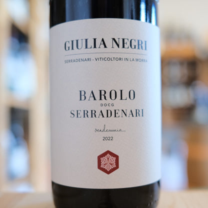 Etichetta Barolo Serradenari 2022 Giulia Negri La Morra Italian wine label